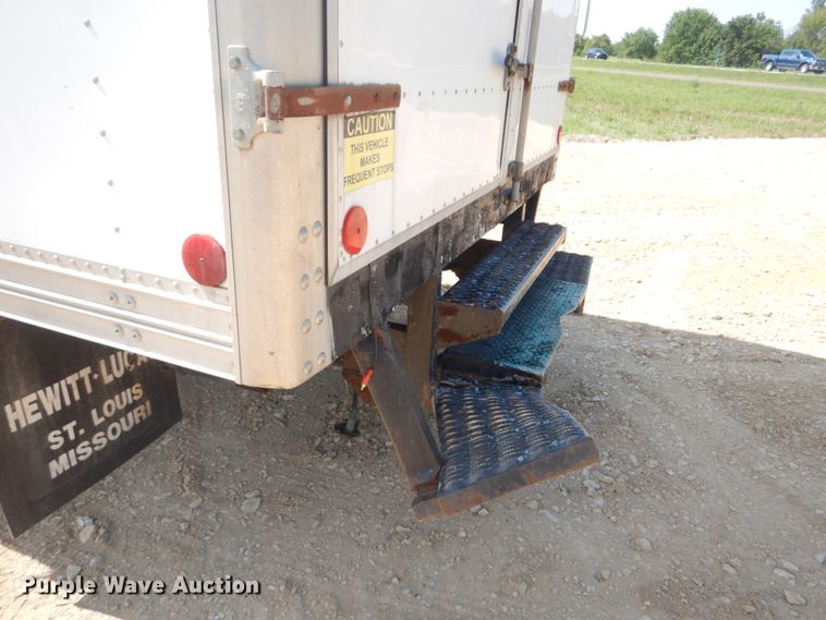 image for item DH5159 2006 Ford E350 Super Duty  box truck