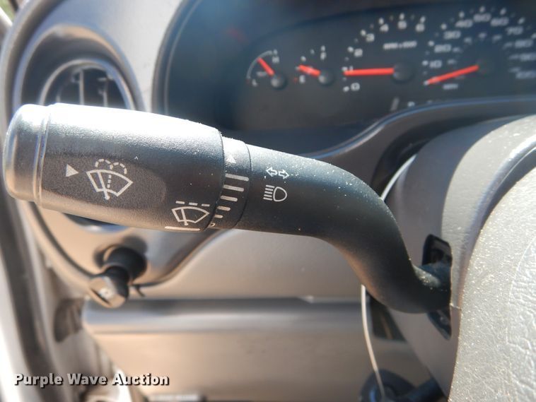 image for item DH5159 2006 Ford E350 Super Duty  box truck