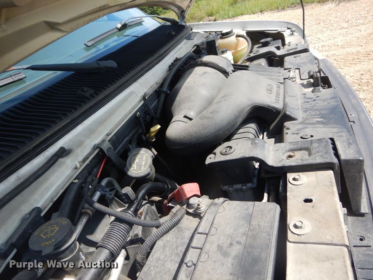 image for item DH5159 2006 Ford E350 Super Duty  box truck