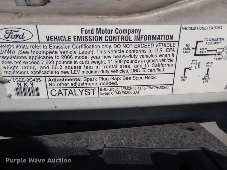 image for item DH5159 2006 Ford E350 Super Duty  box truck