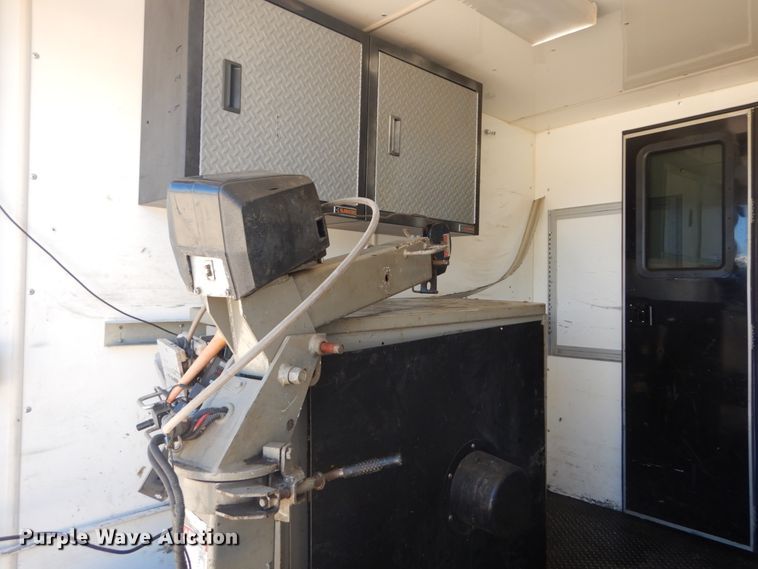 image for item DH5159 2006 Ford E350 Super Duty  box truck