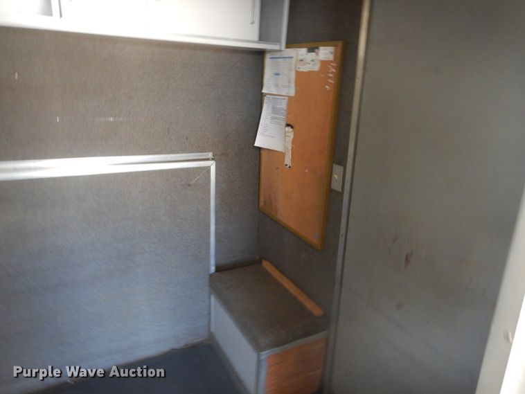 image for item DH5159 2006 Ford E350 Super Duty  box truck