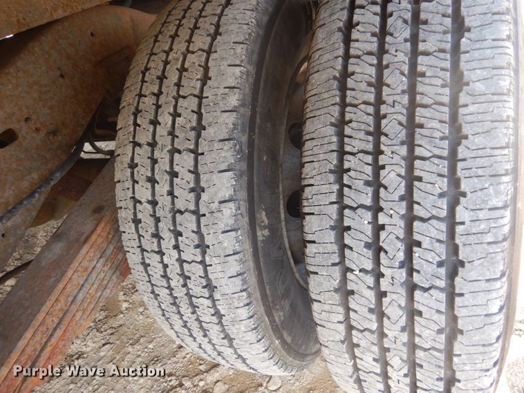 image for item DH5159 2006 Ford E350 Super Duty  box truck