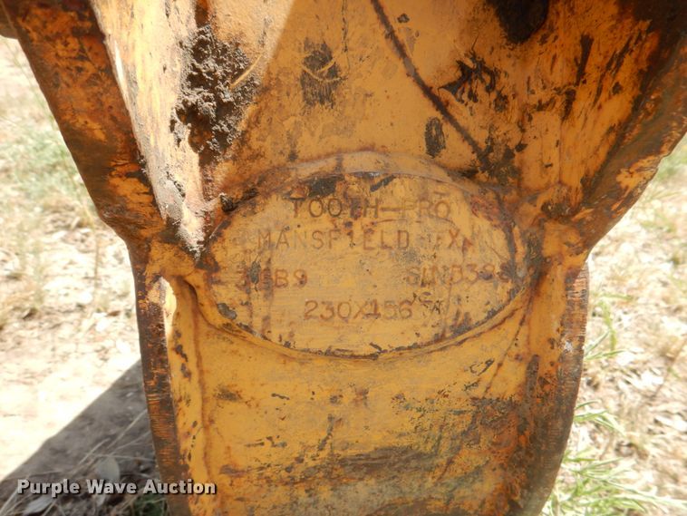 image for item DH5374 Tooth Pro 6"W bucket