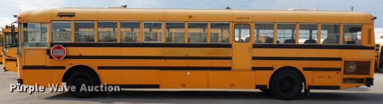 image for item DH6578 1992 Thomas Built Saf-T-Liner MVP  school bus