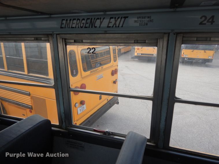 image for item DH6578 1992 Thomas Built Saf-T-Liner MVP  school bus