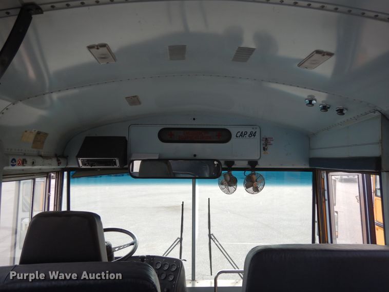 image for item DH6578 1992 Thomas Built Saf-T-Liner MVP  school bus