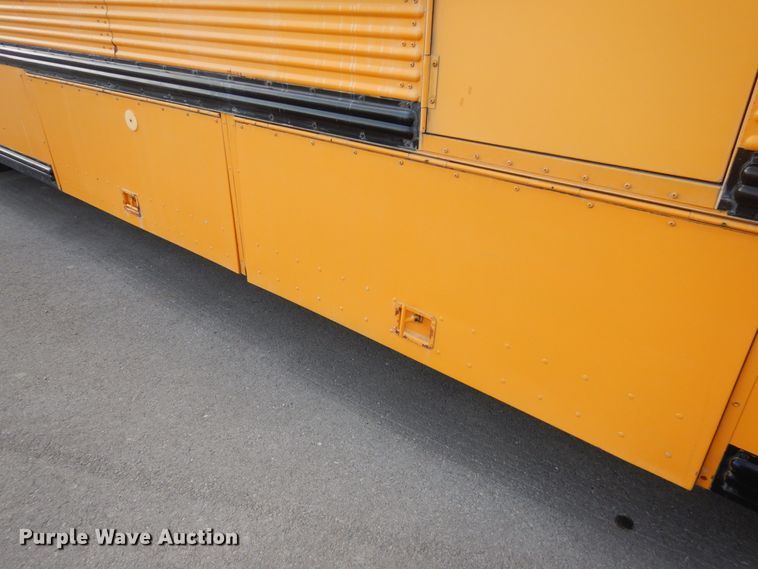 image for item DH6578 1992 Thomas Built Saf-T-Liner MVP  school bus