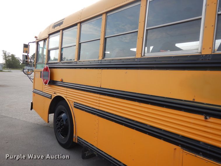 image for item DH6578 1992 Thomas Built Saf-T-Liner MVP  school bus