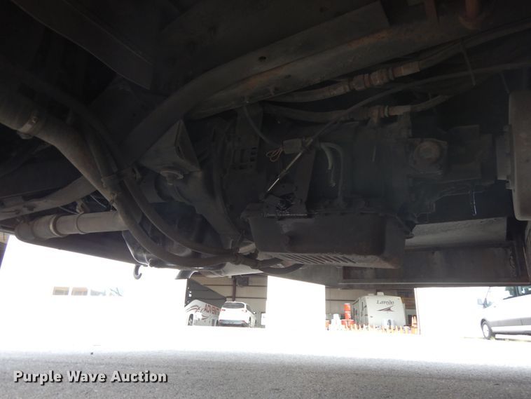 image for item DH6578 1992 Thomas Built Saf-T-Liner MVP  school bus