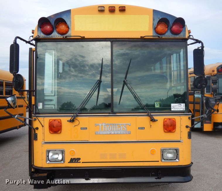 image for item DH6579 2001 Thomas Built M2001  school bus