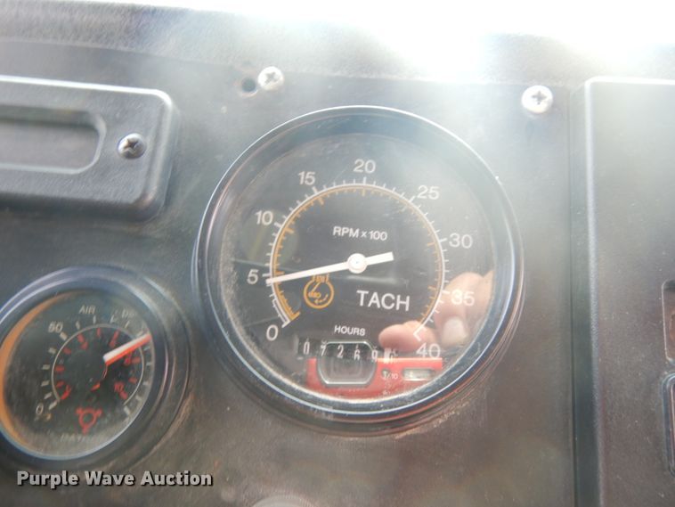 image for item DH6579 2001 Thomas Built M2001  school bus