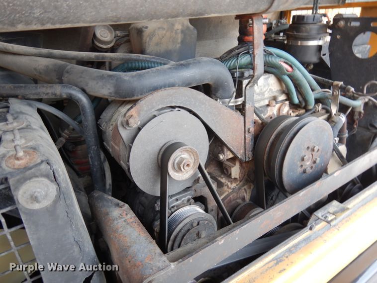 image for item DH6579 2001 Thomas Built M2001  school bus