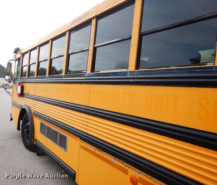 image for item DH6579 2001 Thomas Built M2001  school bus