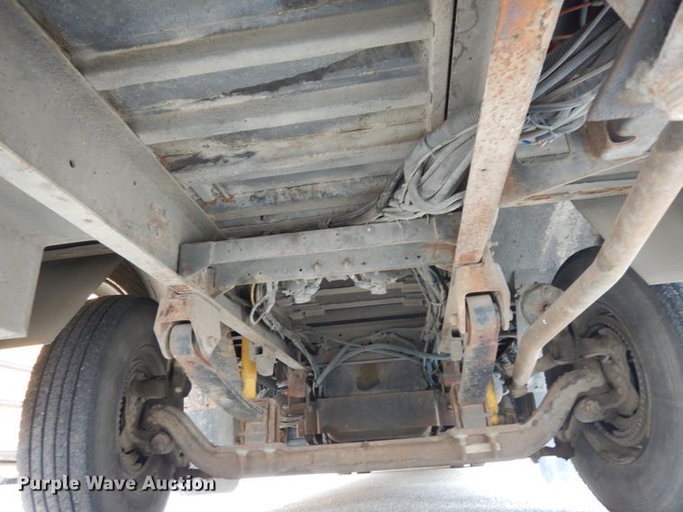 image for item DH6579 2001 Thomas Built M2001  school bus