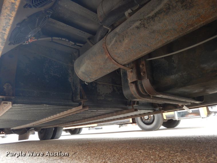 image for item DH6579 2001 Thomas Built M2001  school bus