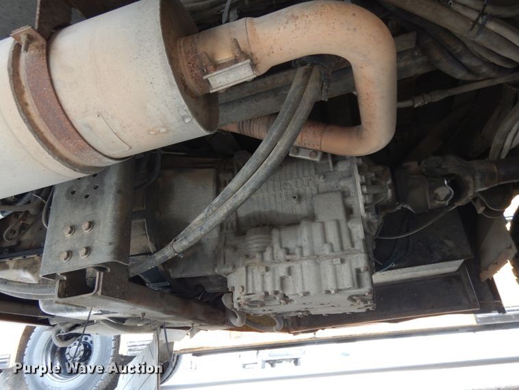 image for item DH6579 2001 Thomas Built M2001  school bus