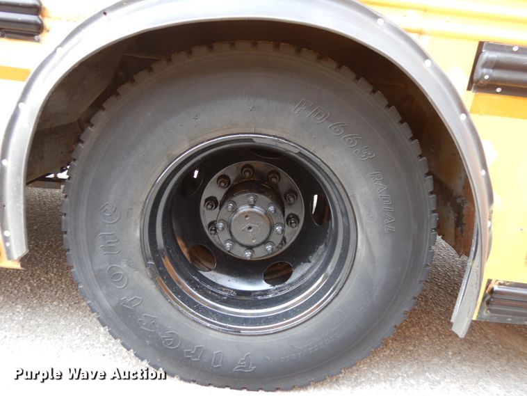 image for item DH6579 2001 Thomas Built M2001  school bus