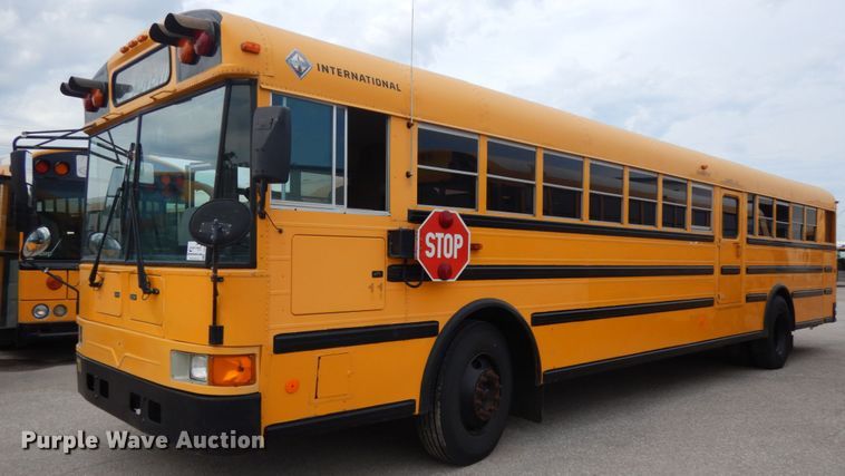 image for item DH6580 2002 International ATC  school bus