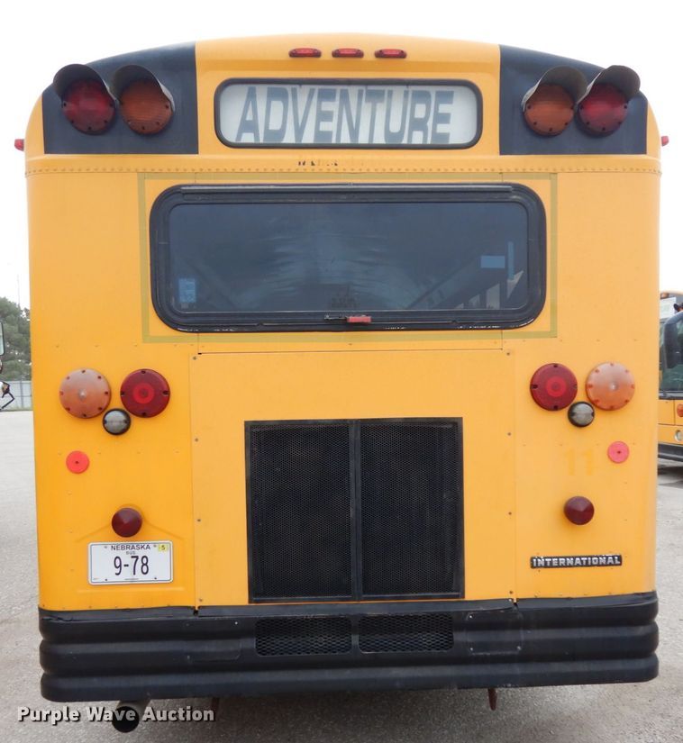 image for item DH6580 2002 International ATC  school bus