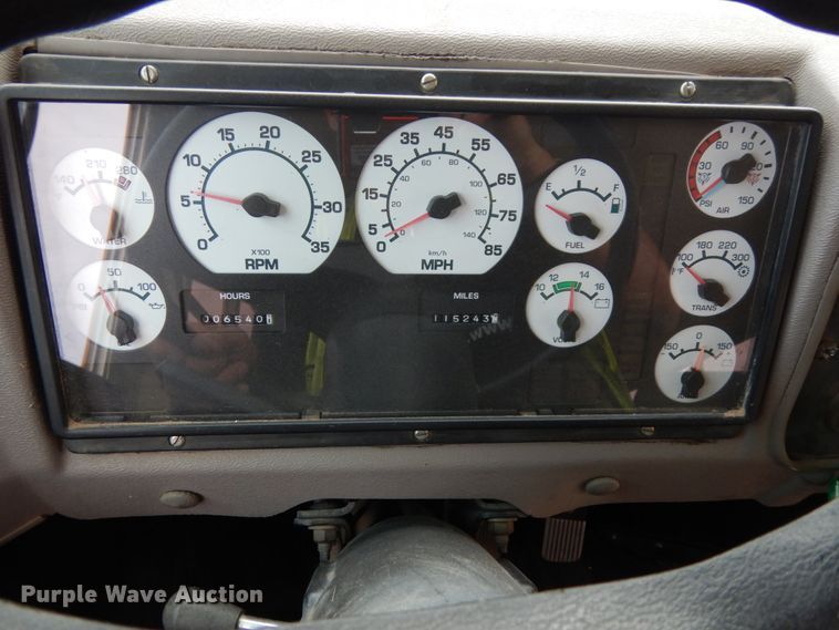 image for item DH6580 2002 International ATC  school bus