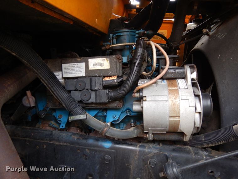 image for item DH6580 2002 International ATC  school bus