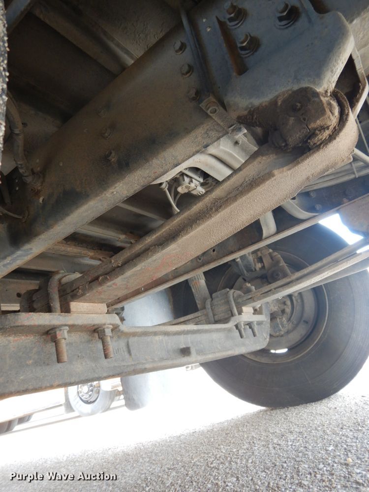 image for item DH6580 2002 International ATC  school bus