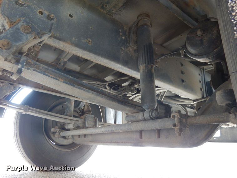 image for item DH6580 2002 International ATC  school bus