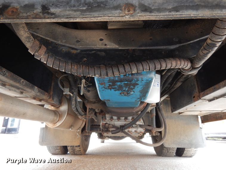 image for item DH6580 2002 International ATC  school bus