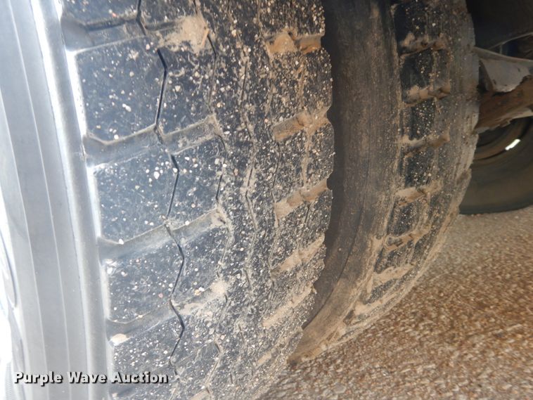 image for item DH6580 2002 International ATC  school bus