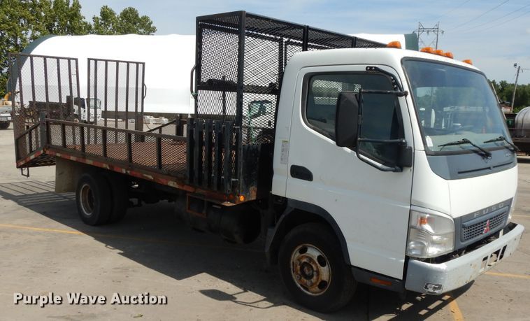 image for item DJ3471 2007 Mitsubishi Fuso FE  flatbed truck