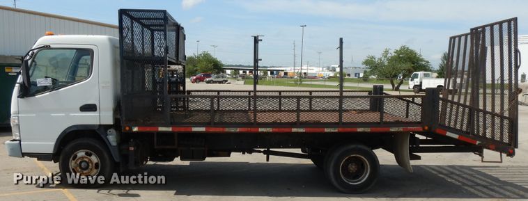 image for item DJ3471 2007 Mitsubishi Fuso FE  flatbed truck