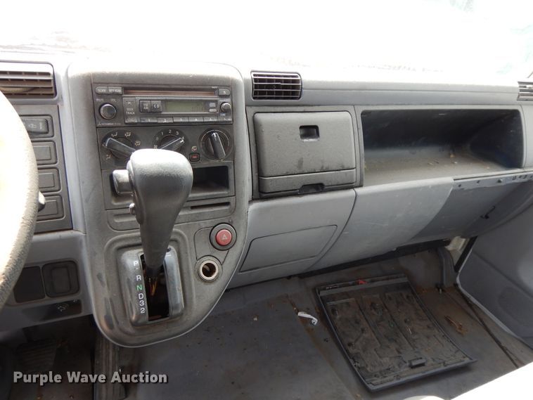 image for item DJ3471 2007 Mitsubishi Fuso FE  flatbed truck