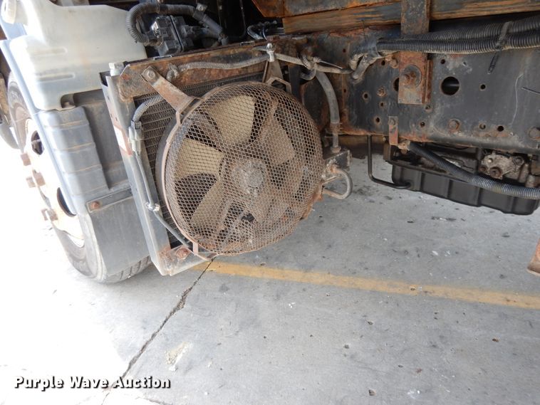 image for item DJ3471 2007 Mitsubishi Fuso FE  flatbed truck