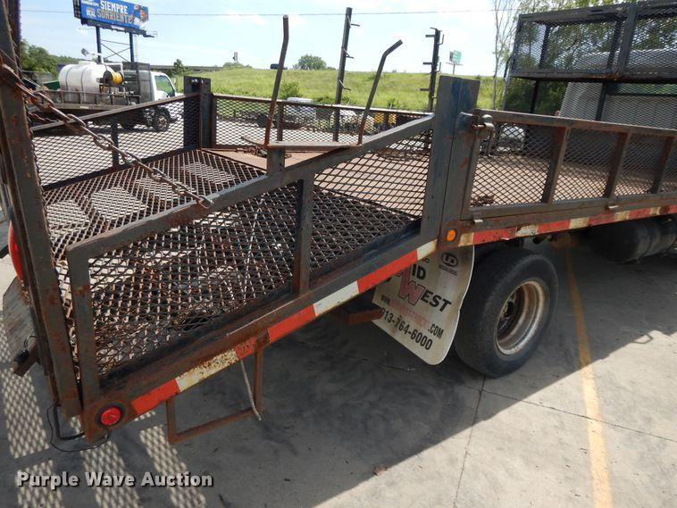 image for item DJ3471 2007 Mitsubishi Fuso FE  flatbed truck