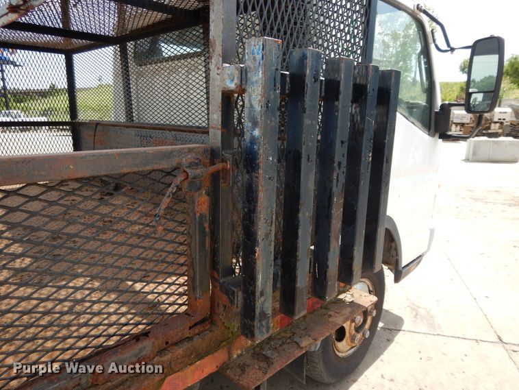 image for item DJ3471 2007 Mitsubishi Fuso FE  flatbed truck