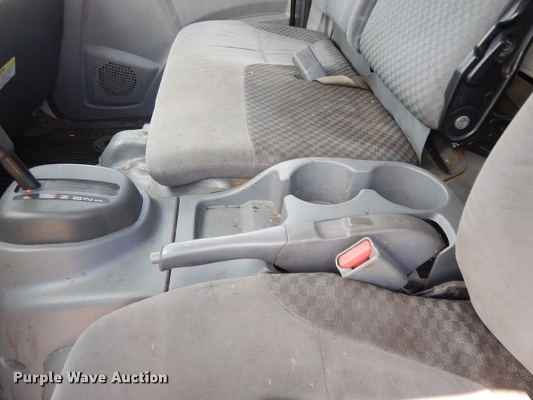 image for item DJ3474 2011 Isuzu NPR  flatbed truck