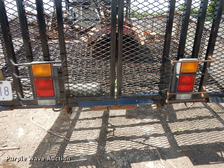 image for item DJ3474 2011 Isuzu NPR  flatbed truck