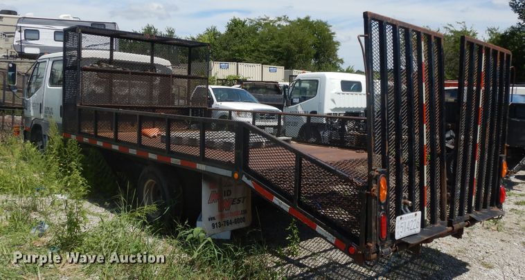 image for item DJ3475 2002 Mitsubishi Fuso FE  flatbed truck