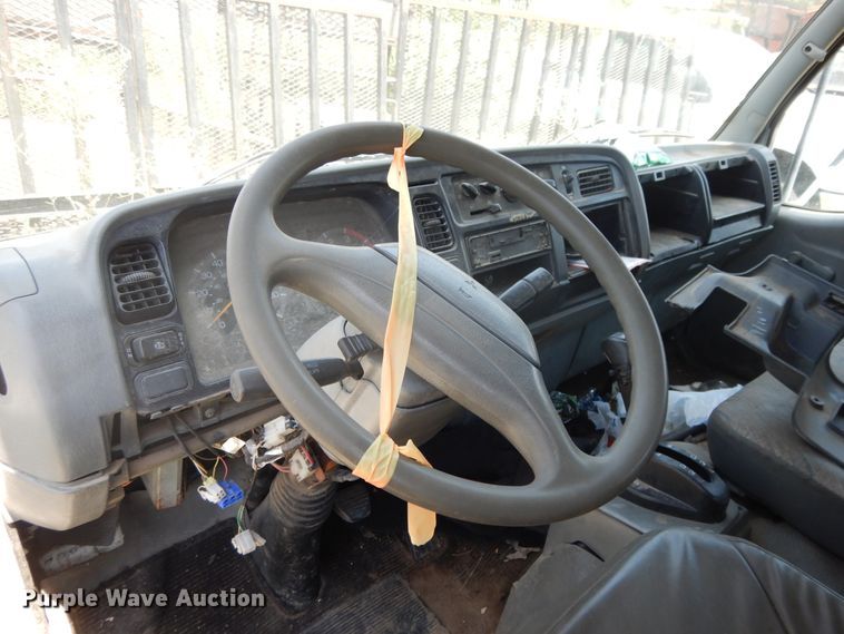 image for item DJ3475 2002 Mitsubishi Fuso FE  flatbed truck