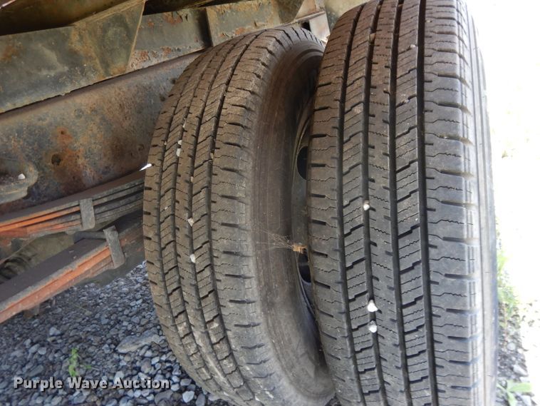 image for item DJ3475 2002 Mitsubishi Fuso FE  flatbed truck