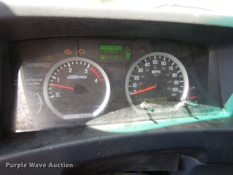 image for item DJ3476 2011 Isuzu NPR  flatbed truck