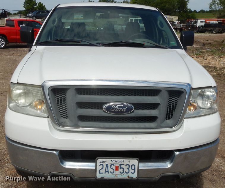 image for item DJ3478 2004 Ford F150  pickup truck