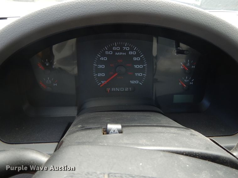 image for item DJ3478 2004 Ford F150  pickup truck