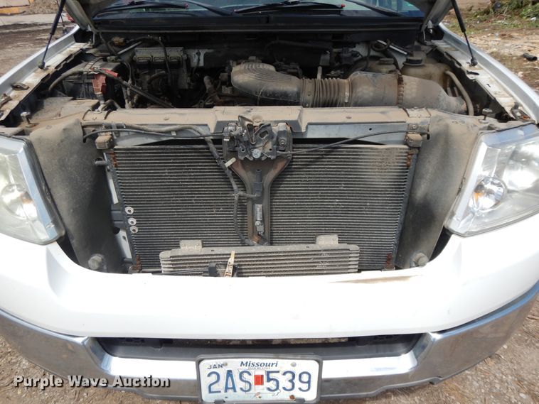 image for item DJ3478 2004 Ford F150  pickup truck