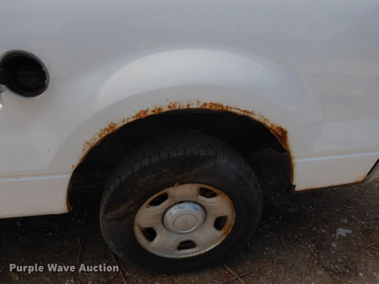 image for item DJ3478 2004 Ford F150  pickup truck