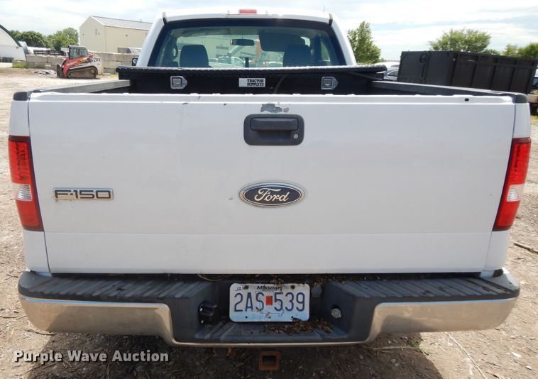 image for item DJ3478 2004 Ford F150  pickup truck