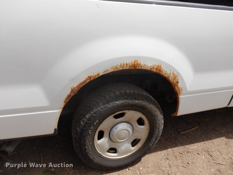 image for item DJ3478 2004 Ford F150  pickup truck