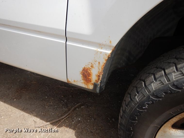 image for item DJ3478 2004 Ford F150  pickup truck