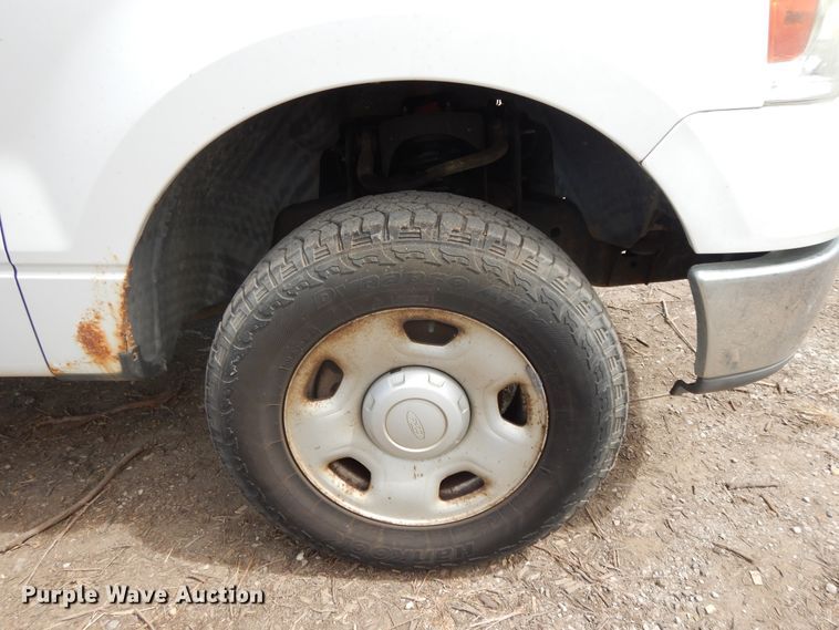 image for item DJ3478 2004 Ford F150  pickup truck